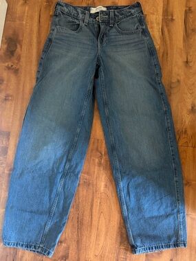 HOLLISTER low rise taper baggy jeans